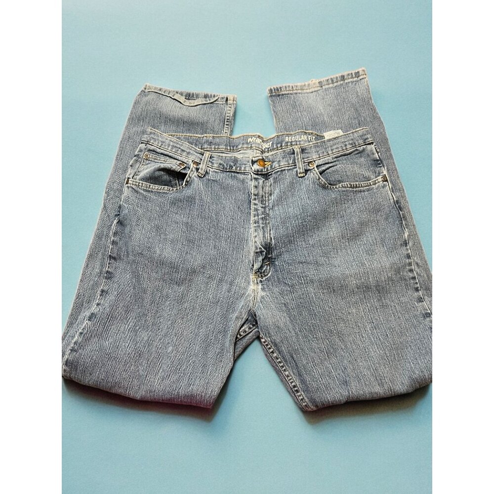 Wrangler Men Regular Fit Blue Jeans Light Distressing Size 38 x 34